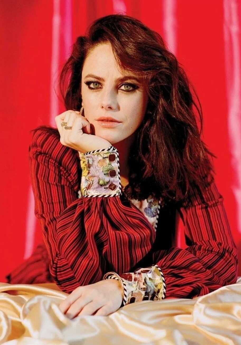 scodelario_skirlan-com_043
