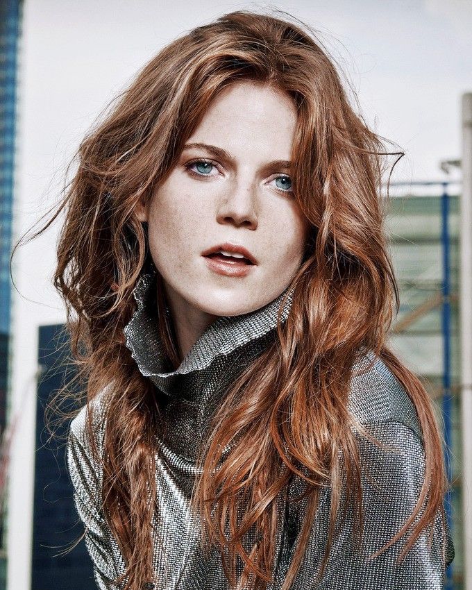 Rose Leslie