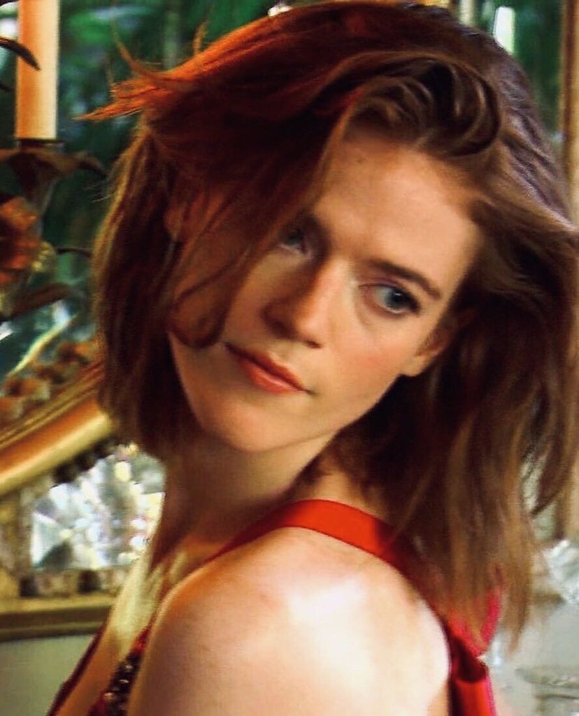 Rose Leslie