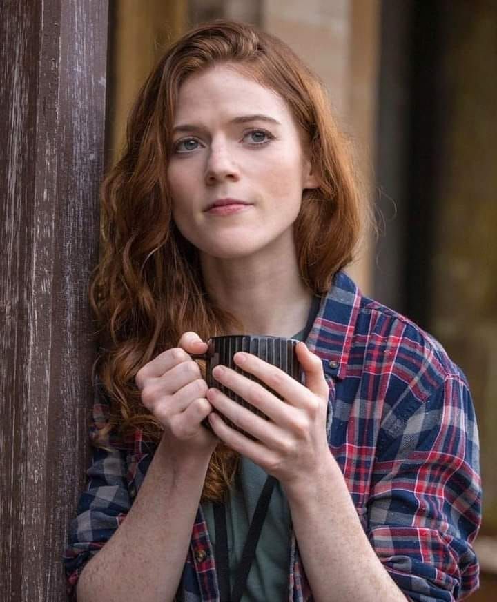 Rose Leslie