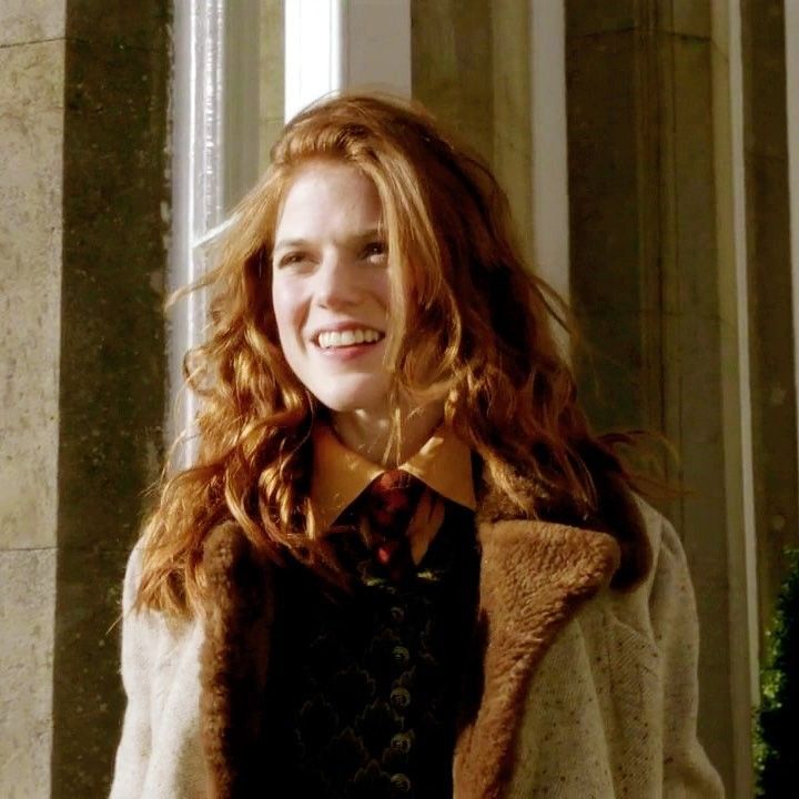 Rose Leslie