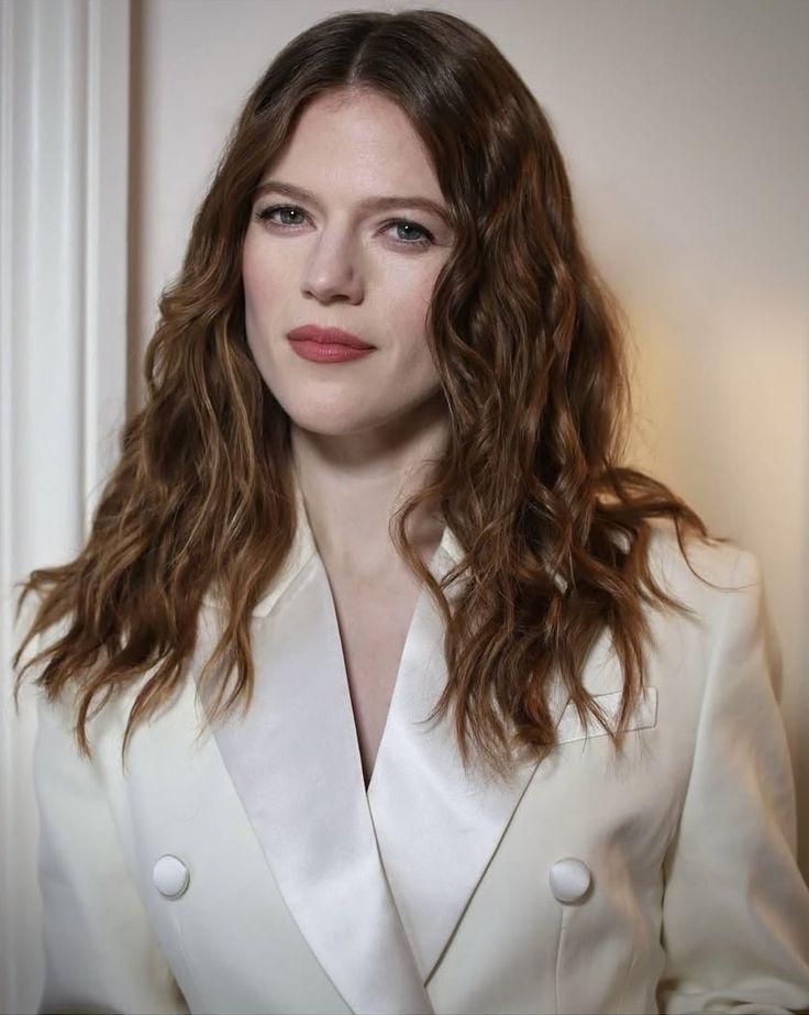 Rose Leslie