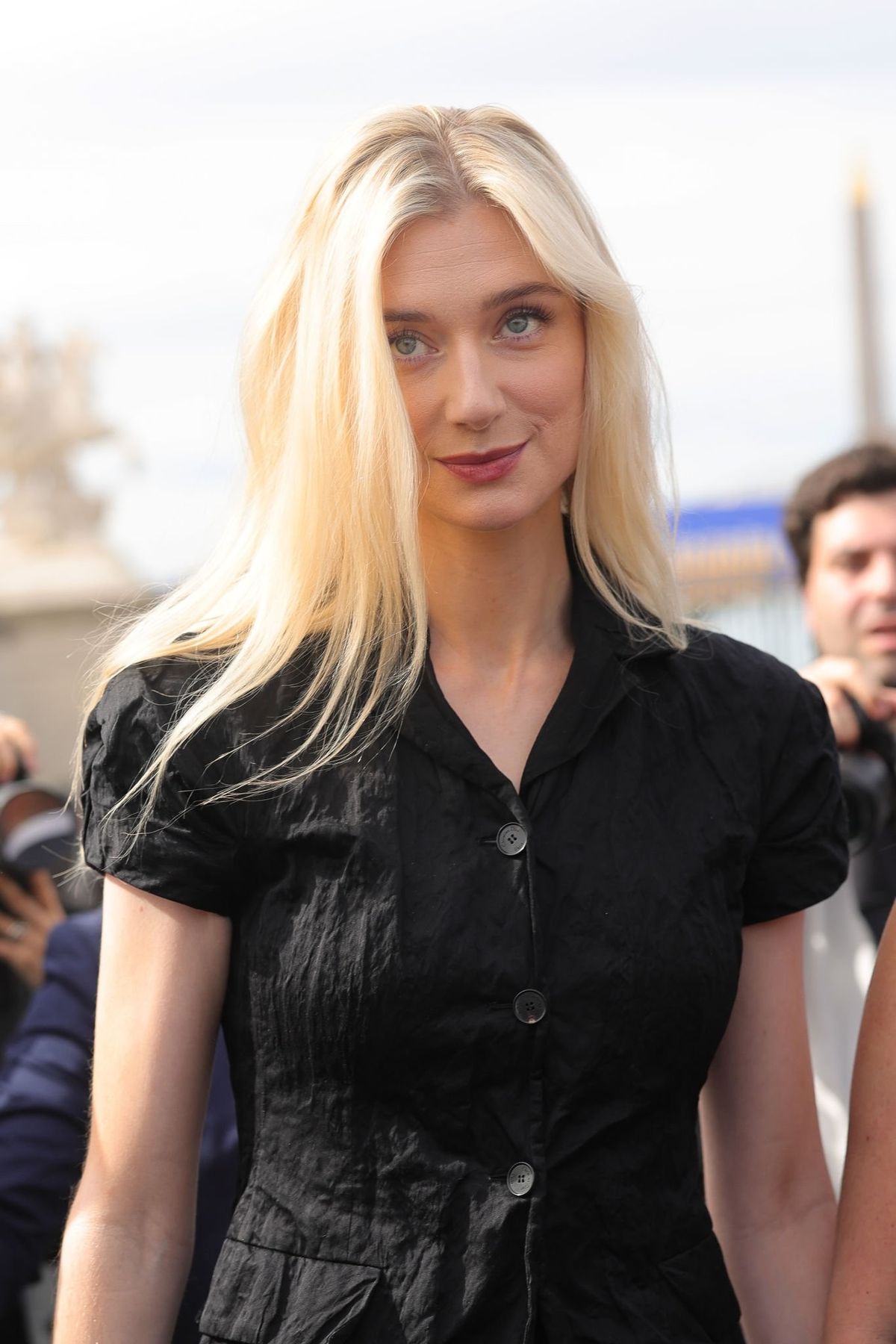 debicki_skirlan.com_003