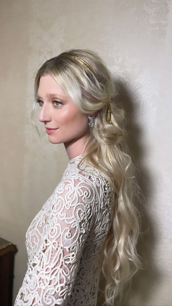 debicki_skirlan.com_182